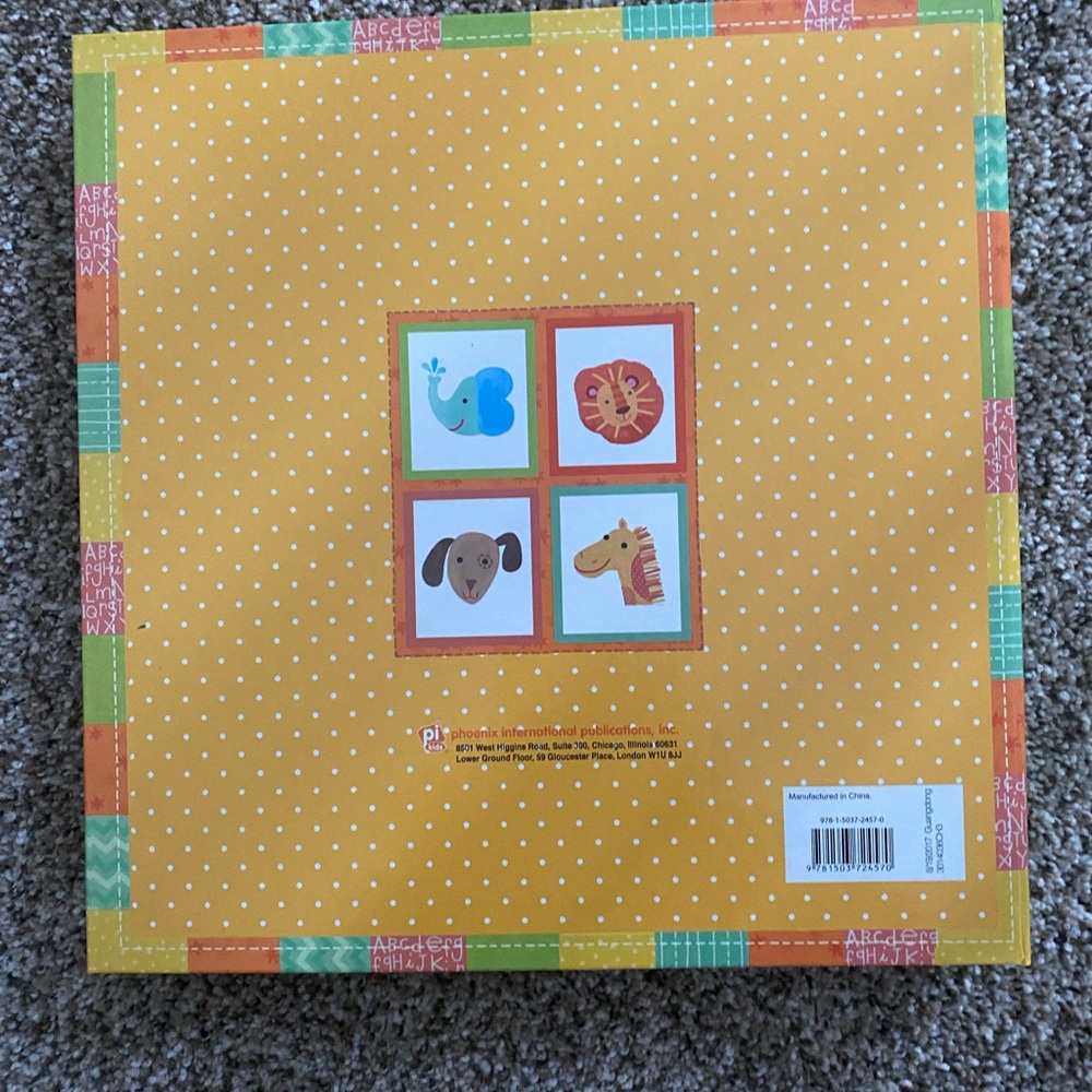 Baby memory keeper/scrapbook - Picture 2 of 5